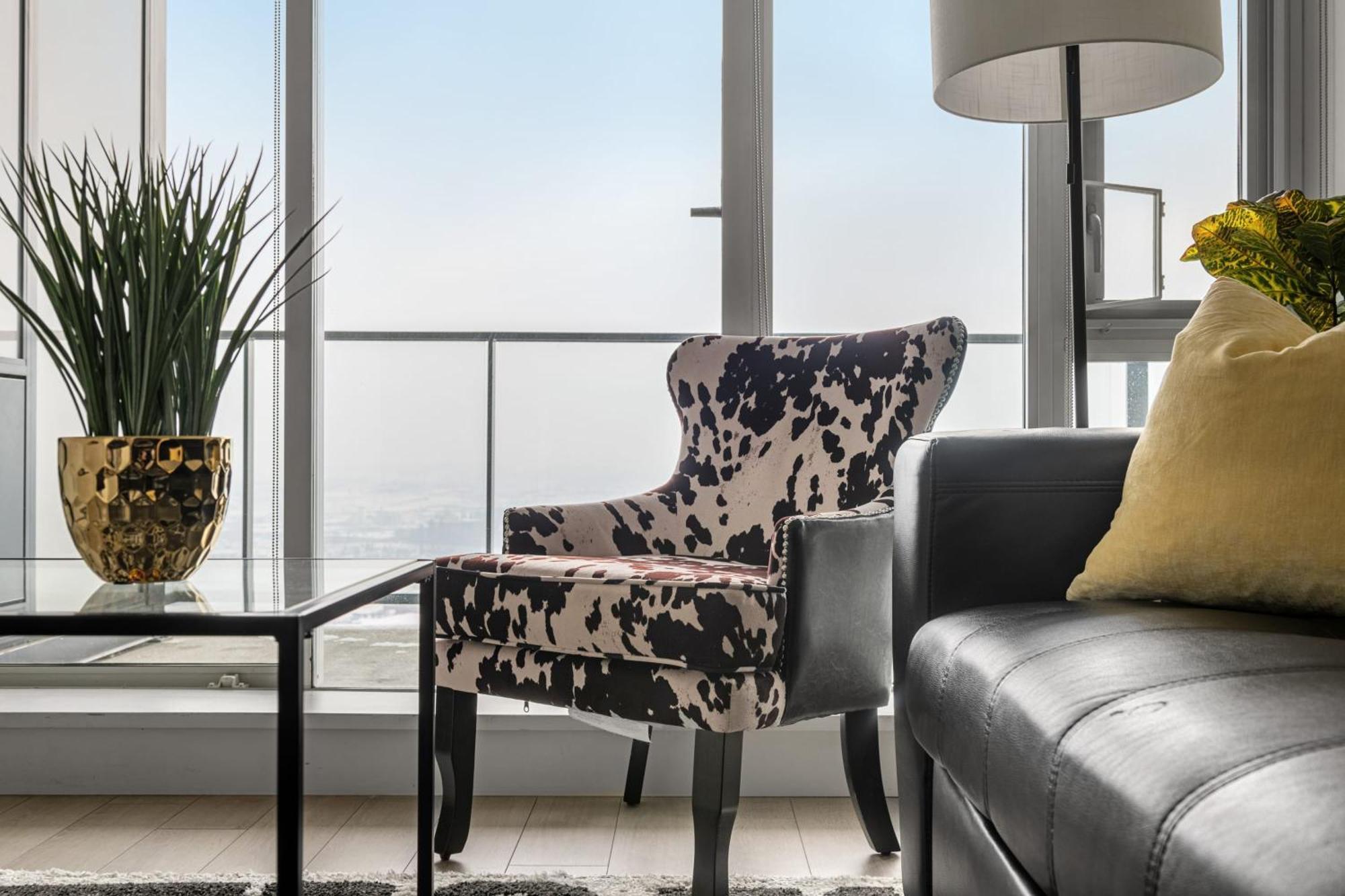 Vila Stunning 34Th Floor Views, Prime Downtown Location - Near Stampede, Casino, Bars! Free Banff Pass, Parking, Wine! YYC Exteriér fotografie