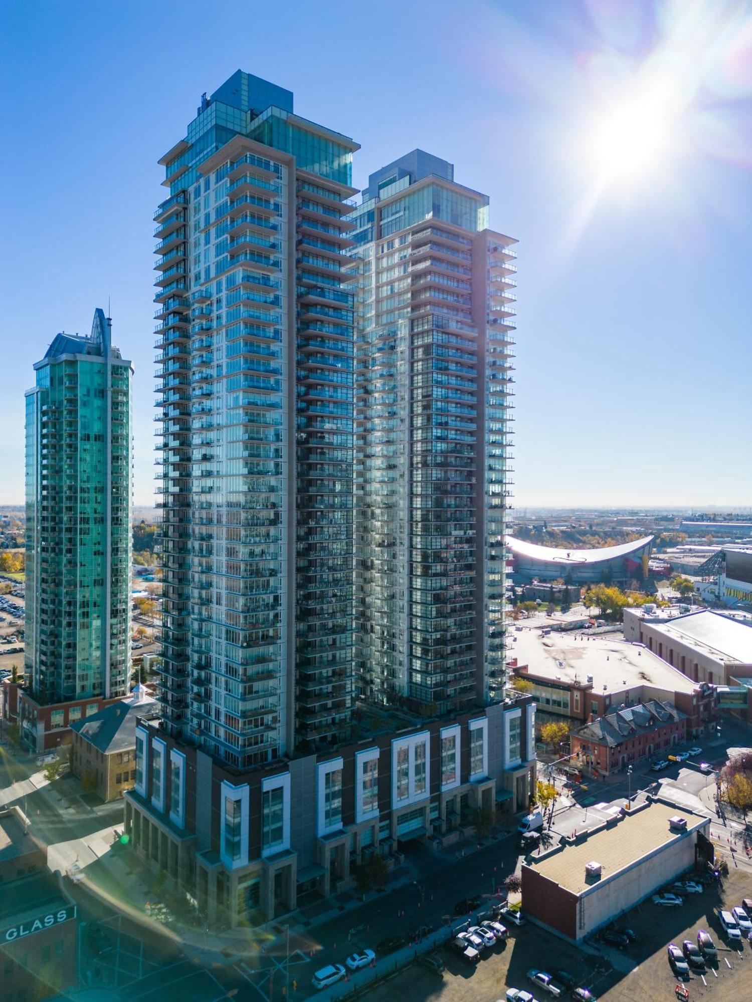 Vila Stunning 34Th Floor Views, Prime Downtown Location - Near Stampede, Casino, Bars! Free Banff Pass, Parking, Wine! YYC Exteriér fotografie
